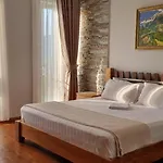 Nurellari Winery Cellar And Hotel *