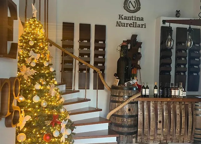 Nurellari Winery Cellar And מלון בראט